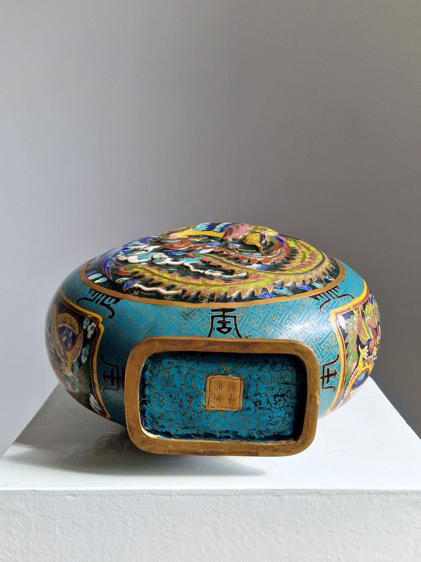 A Chinese cloisonné enamel moon flask with dragon and phoenix decoration, Qianlong mark, late 19th–early 20th century
