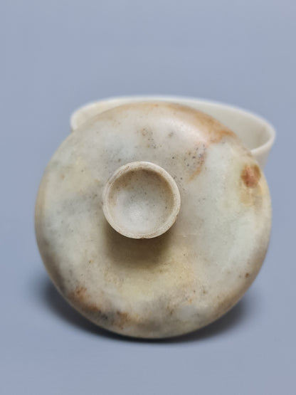 A rare Chinese hard stone "gaiwan" covered tea bowl, 18/19 th century