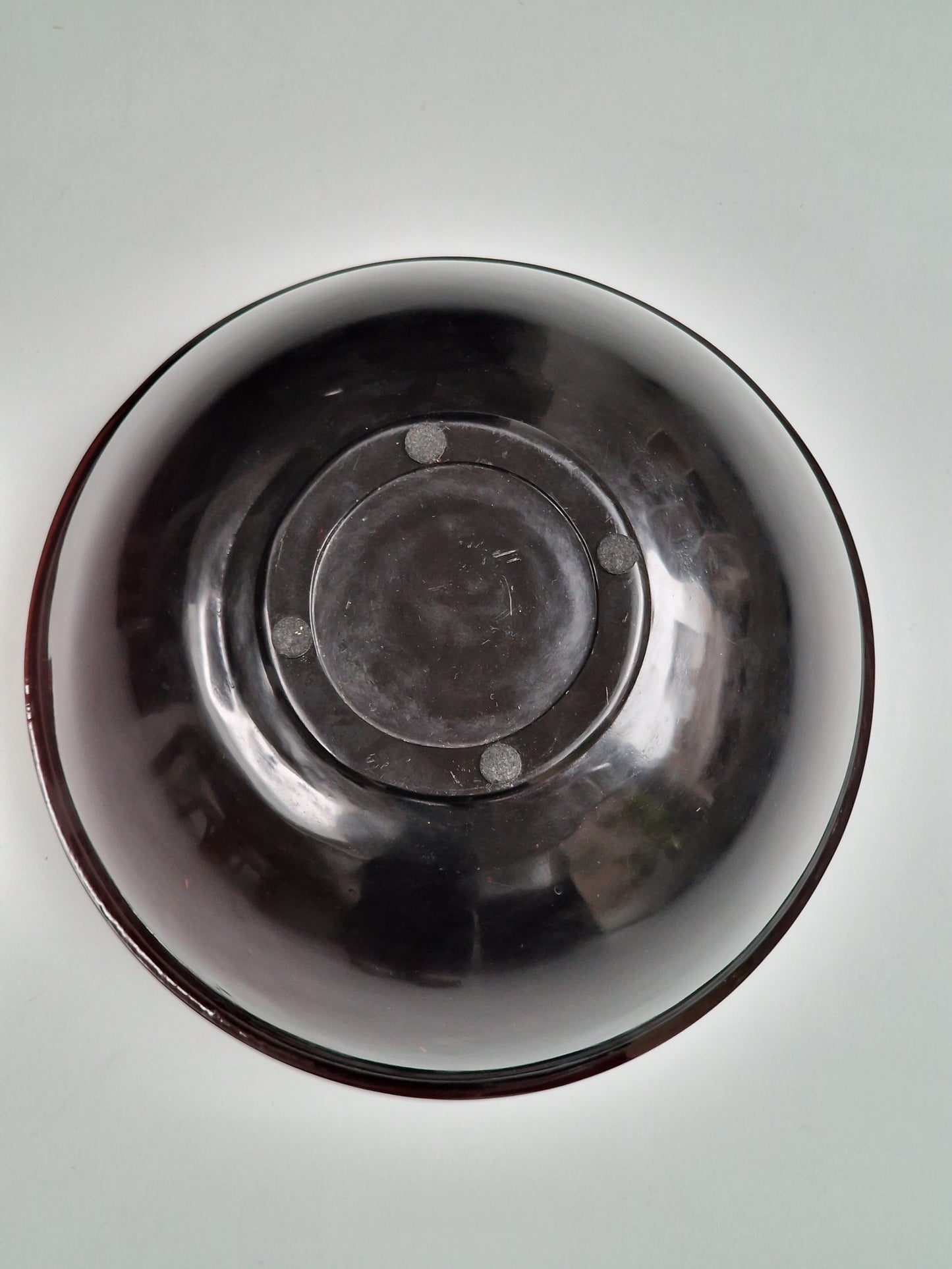 A substantial Chinese ruby-red Peking glass bowl — 19th/20th century