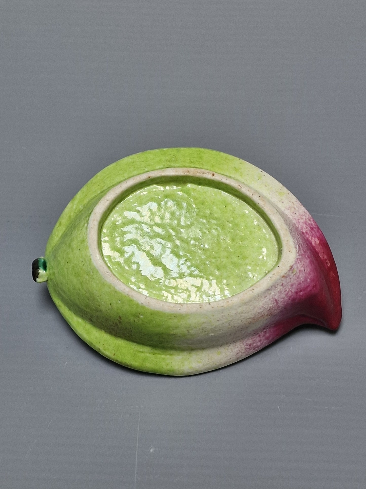 A Chinese famille rose porcelain peach-form covered box — Qing Dynasty, 19th Century