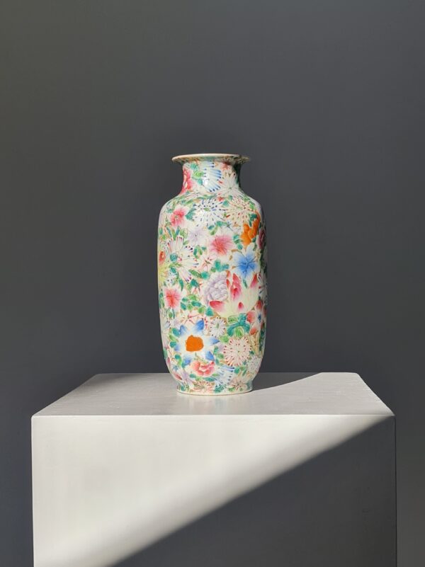 A Chinese porcelain  "Millefleurs" vase,  Marked Guangxu